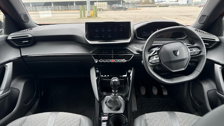 Peugeot 2008 1.2 PureTech 130 Allure 5dr Petrol Estate